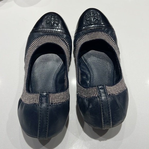 Tory Burch Navy Caroline Ballet Flats size 7 - Picture 3 of 4